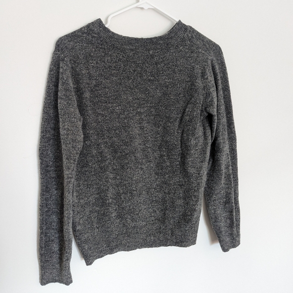Long sleeve gray sweater - Picture 4 of 4